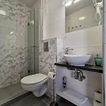 Bianco *